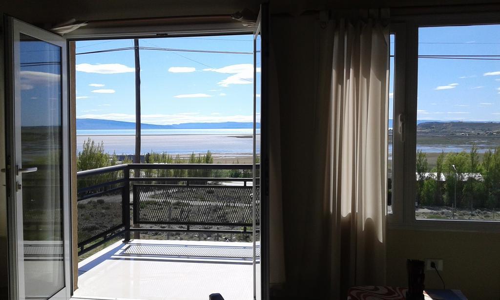 Altos Del Lago Departamentos El Calafate Exterior photo